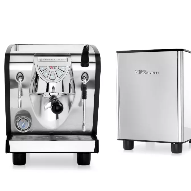 Kávovar Nuova Simonelli Musica Standard. Zdroj: Nuova Simonelli Kávovar Nuova Simonelli Musica Standard.